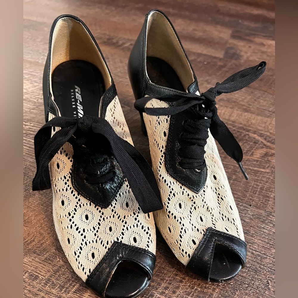 Re-mix retro Lace Tie Frances Shoes Heels Black And White 6